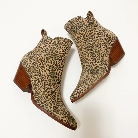 Dolce Vita Serna Leopard Suede Booties - Picture 2 of 10